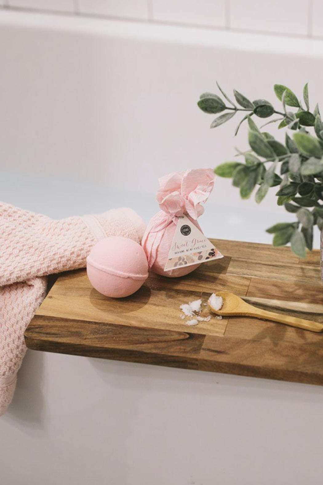 Sweet Grace Bath Bomb
