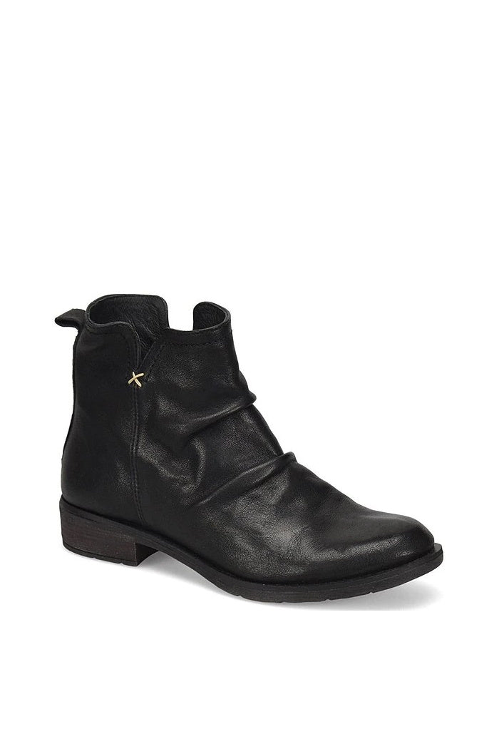 Sofft Beckie Boots in Black