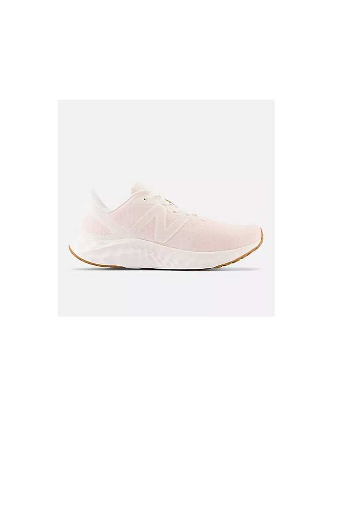 NEW BALANCE WOMEN'S ARASHI V4