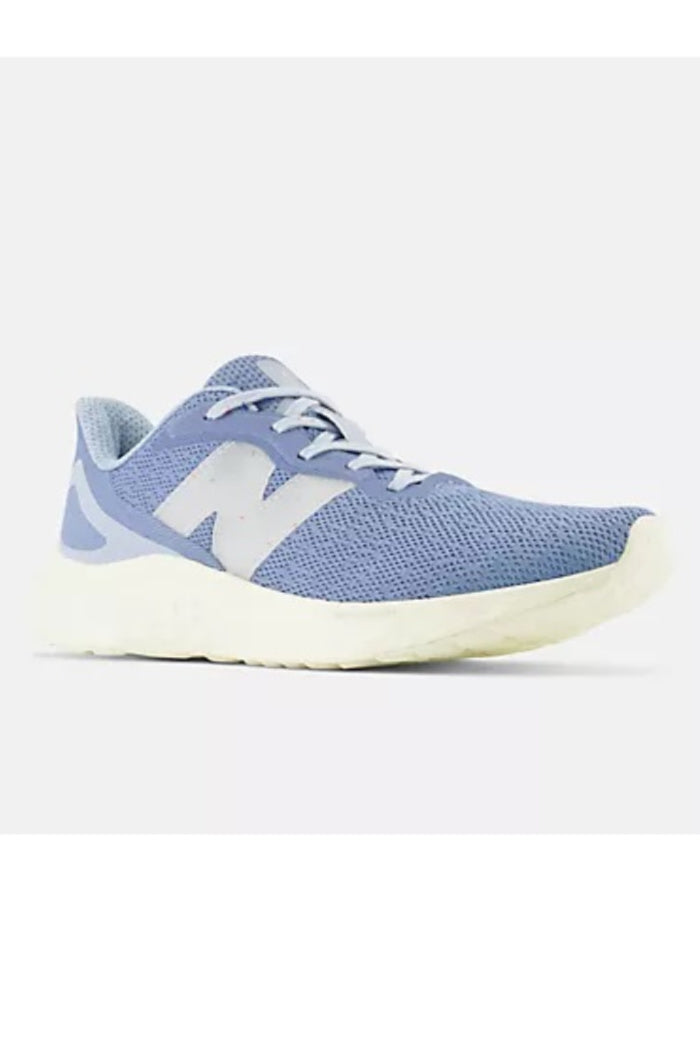 NEW BALANCE WOMEN'S ARASHI V4