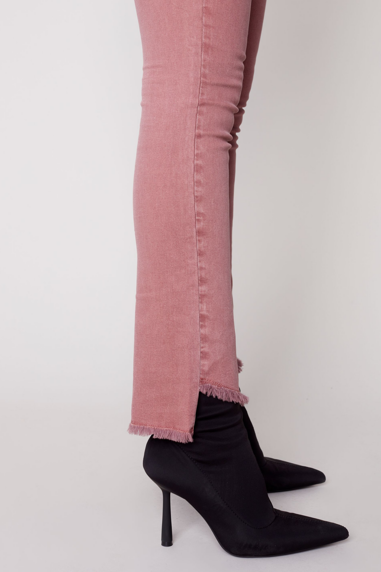 Angled Fringe Hem Jean