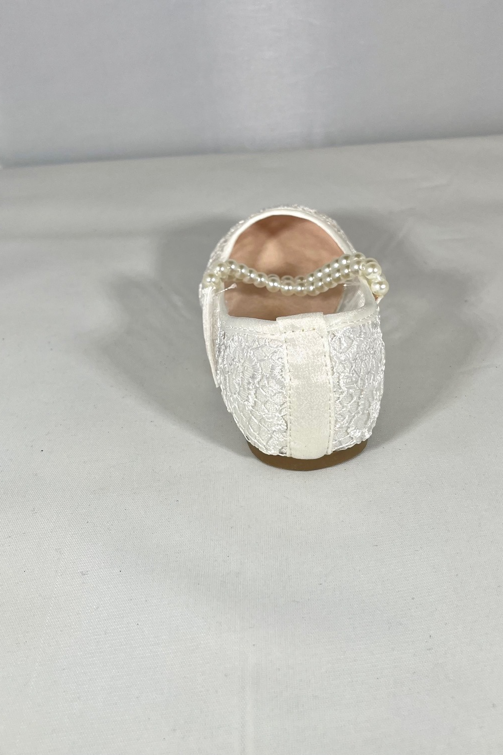 Toddler White-Lace Shoe