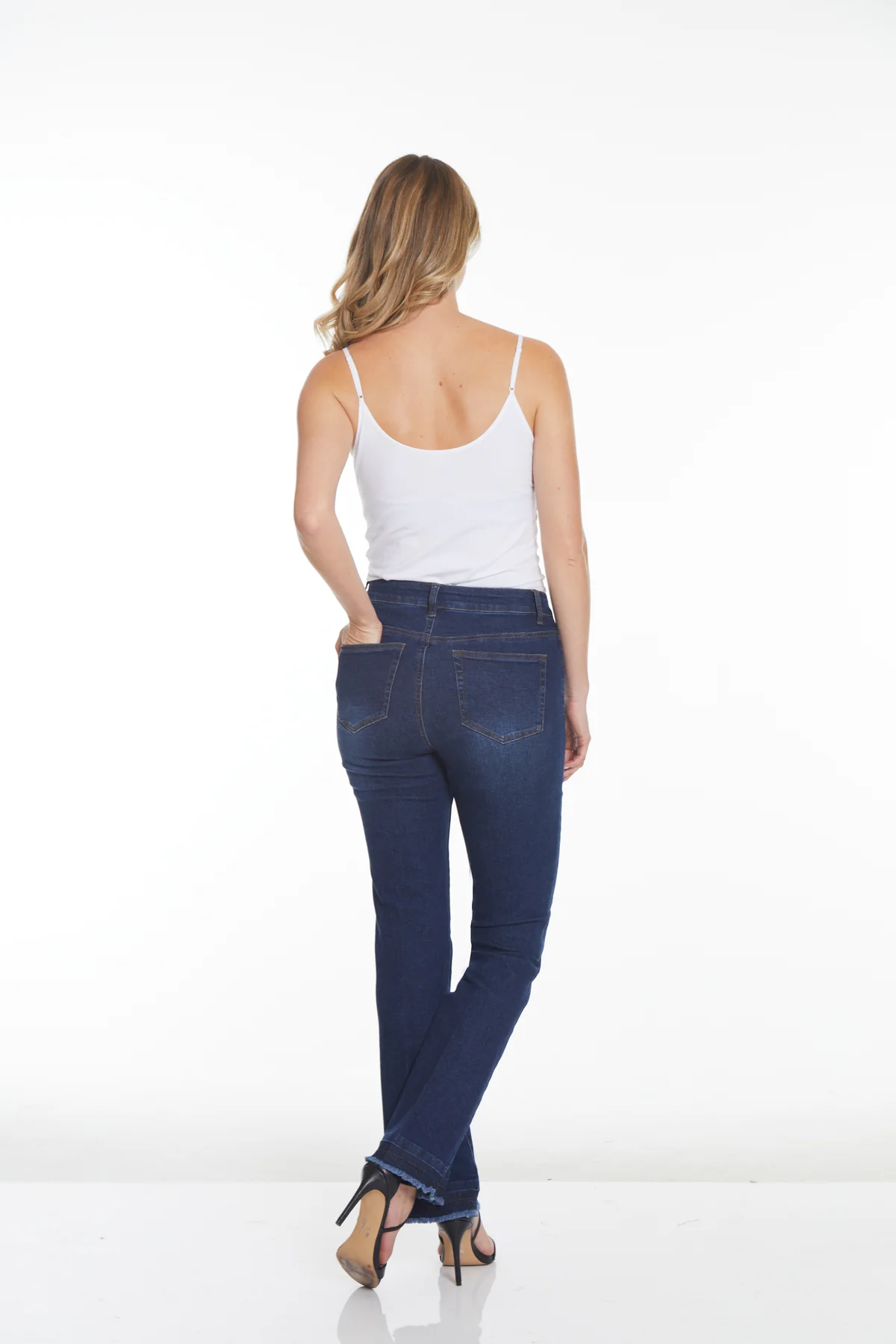 BOOTCUT JEAN