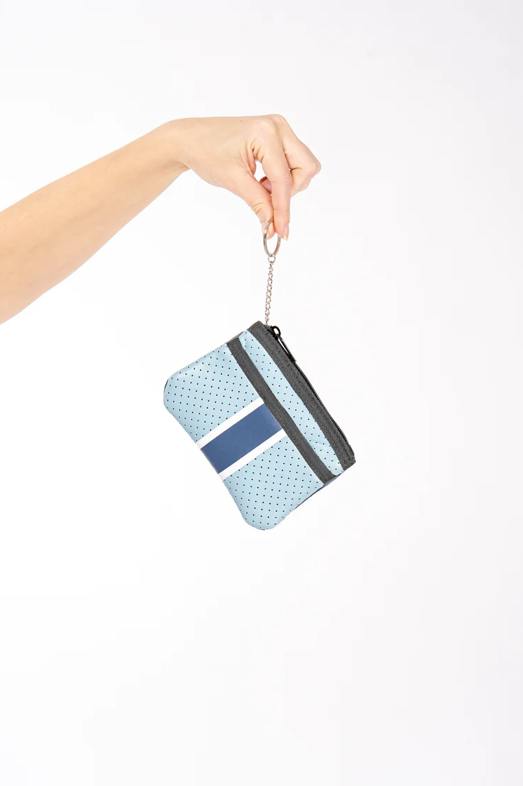 The Max Wallet Pouch