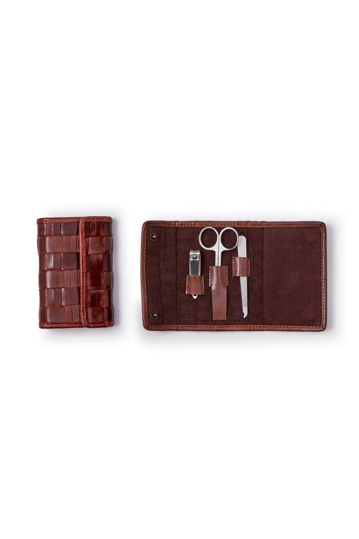 WELL-GROOMED 3 PC MANICURE KIT