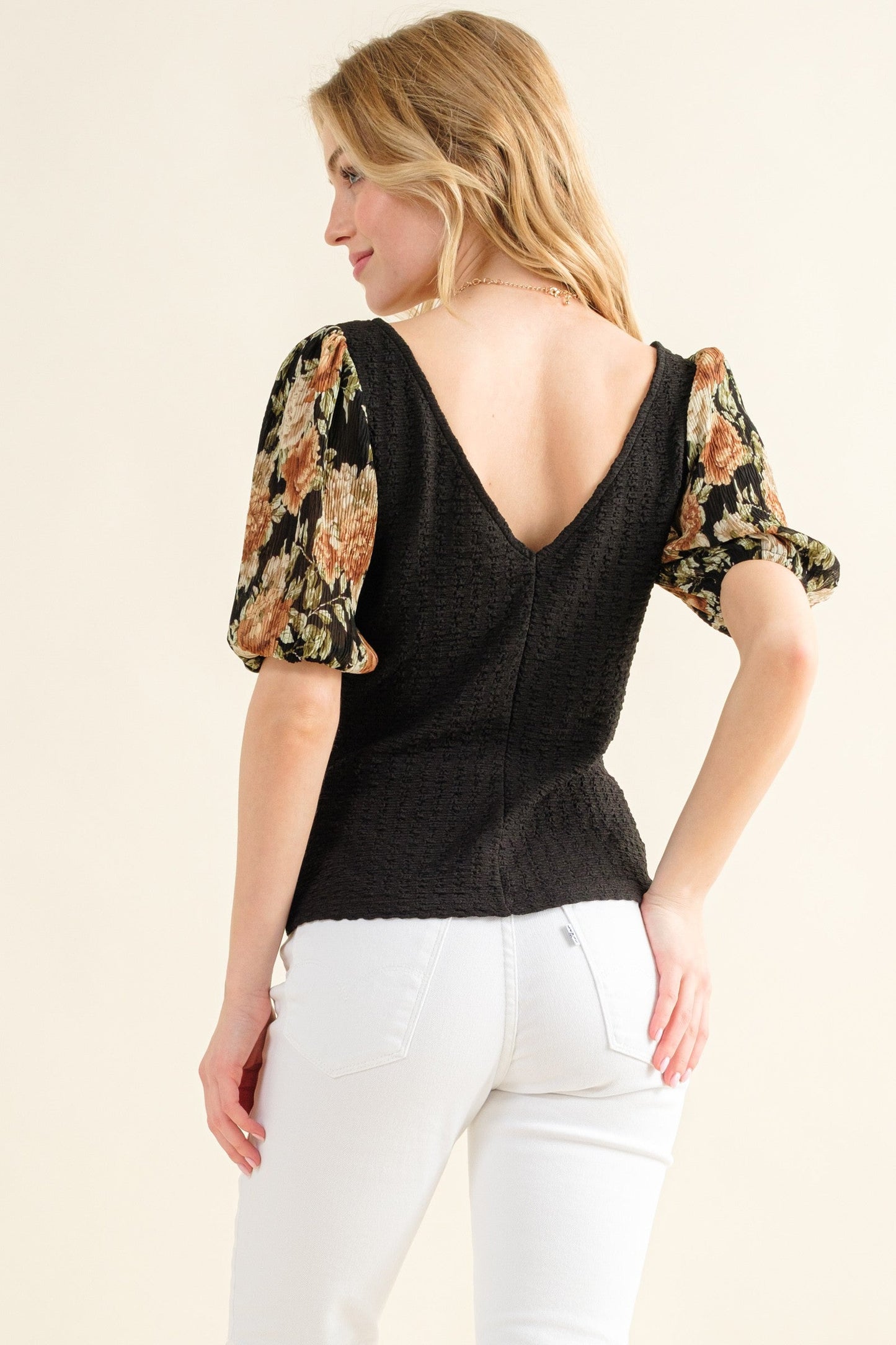 Text Knit Floral Sleeve