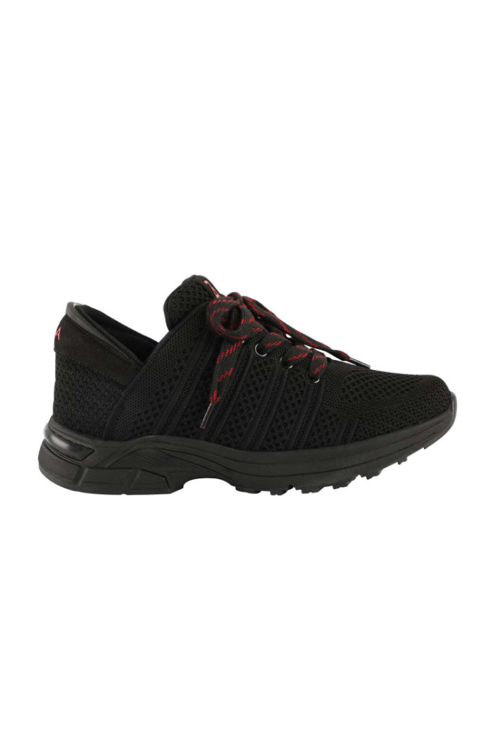 ZEBA Women's Slip On Sneaker