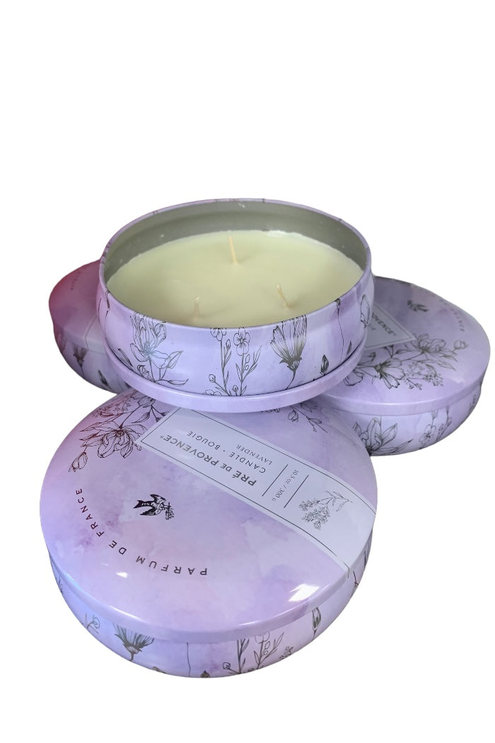 3 wick candle