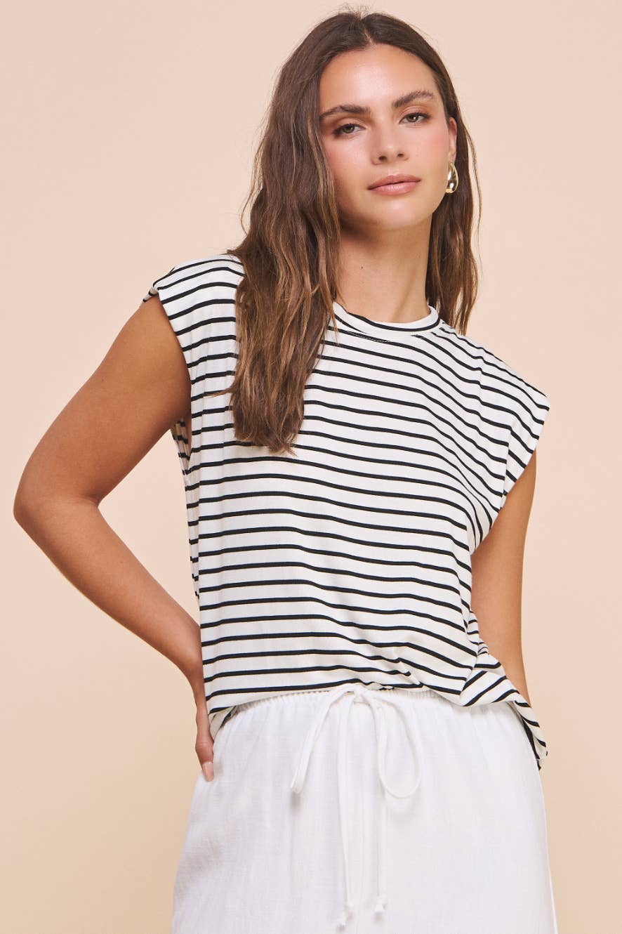 Blossom Basic Muscle Tee White/Red