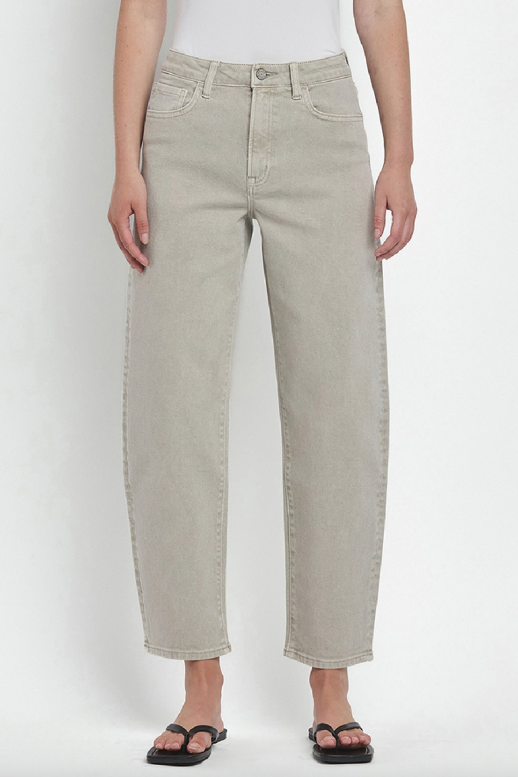 Slim Barrel Jeans