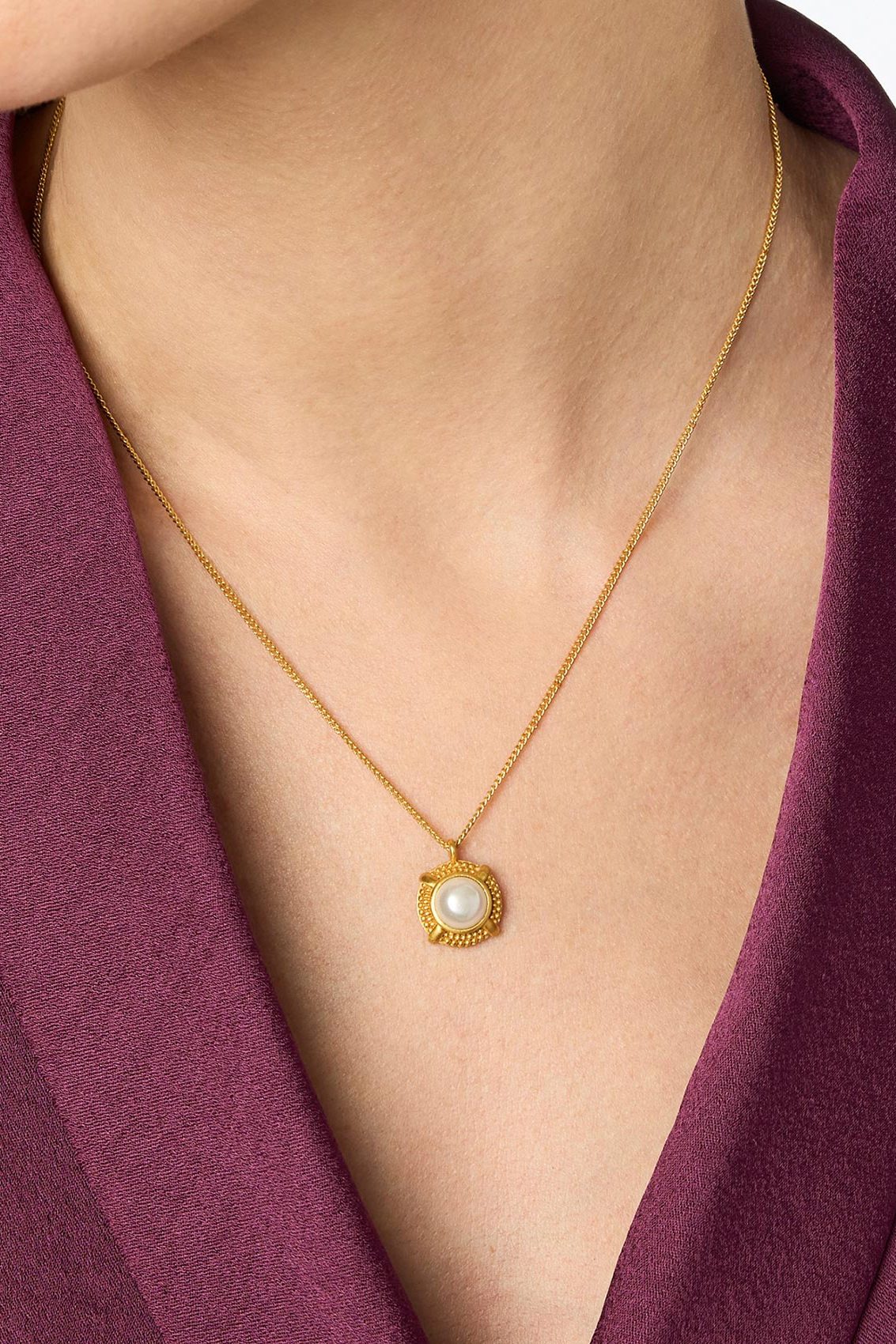 Cabochon Solitaire Necklace