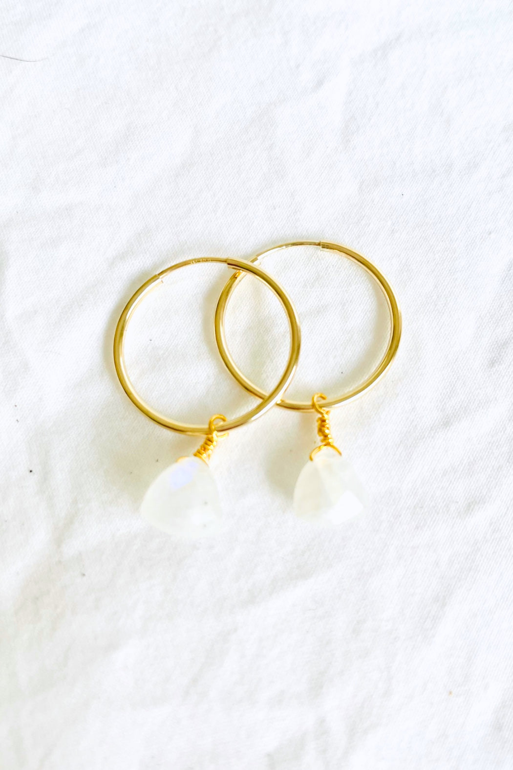 3/4" Hoop ~ Petite Gem