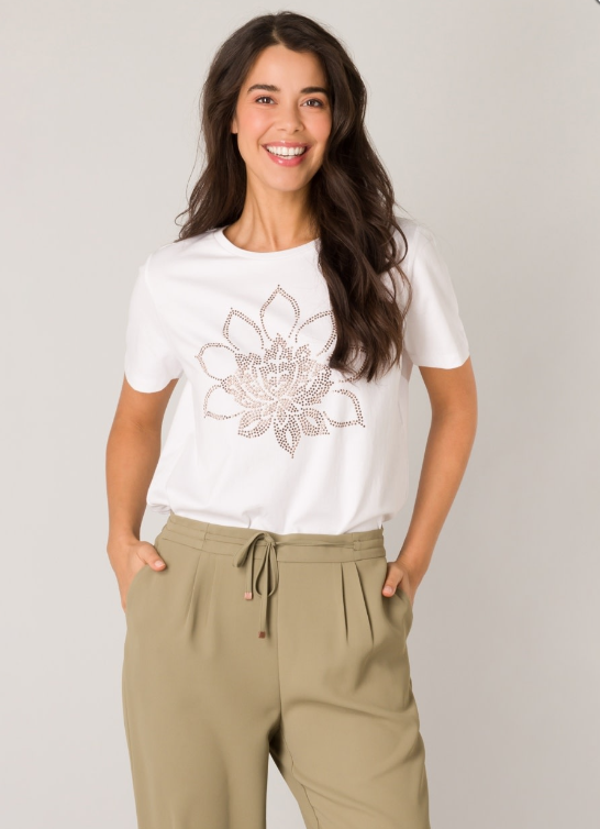 Yesta Yazleen tee