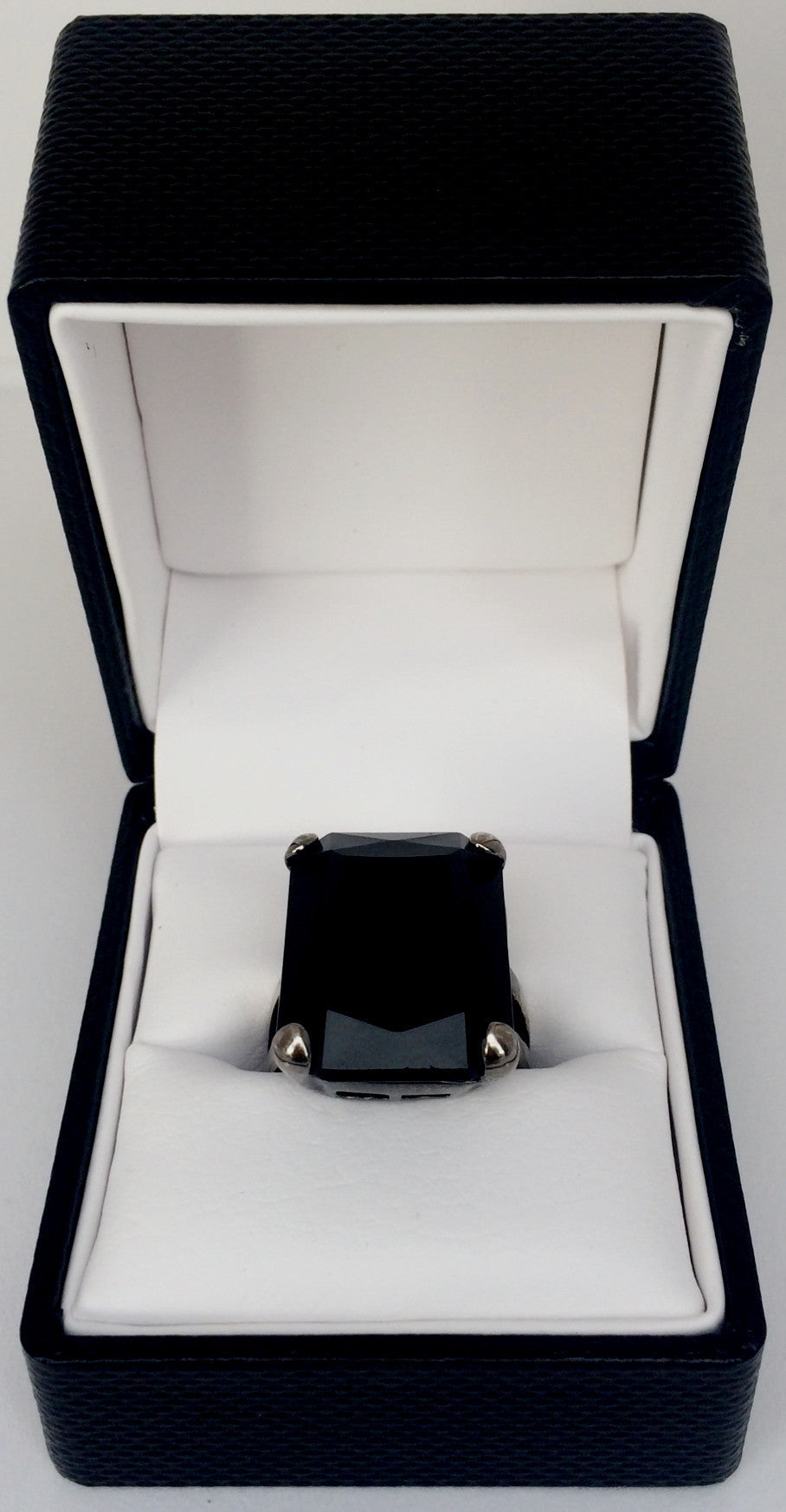 The Urban Charm Jet Black Crystal Silver Ring