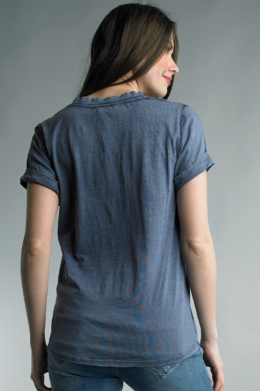 BASIC TEE