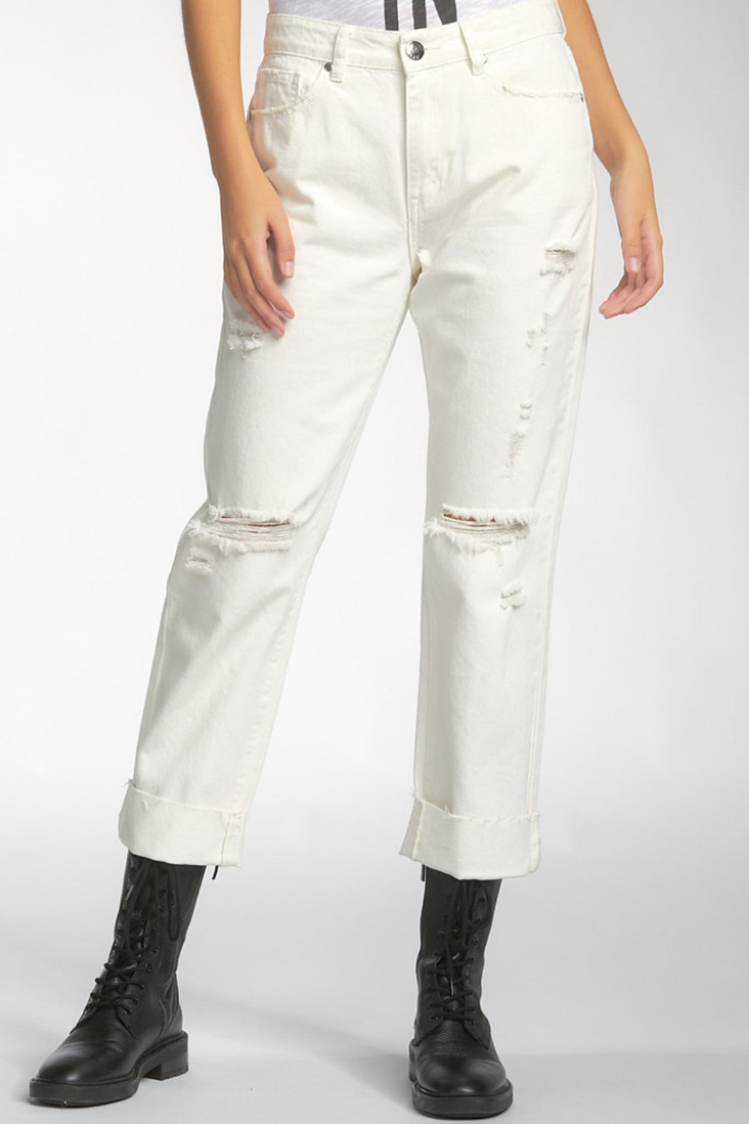 BOYFRIEND JEANS