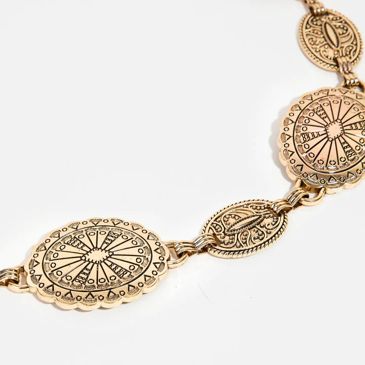 Ornate Oval Disc Chain Fashion Belt