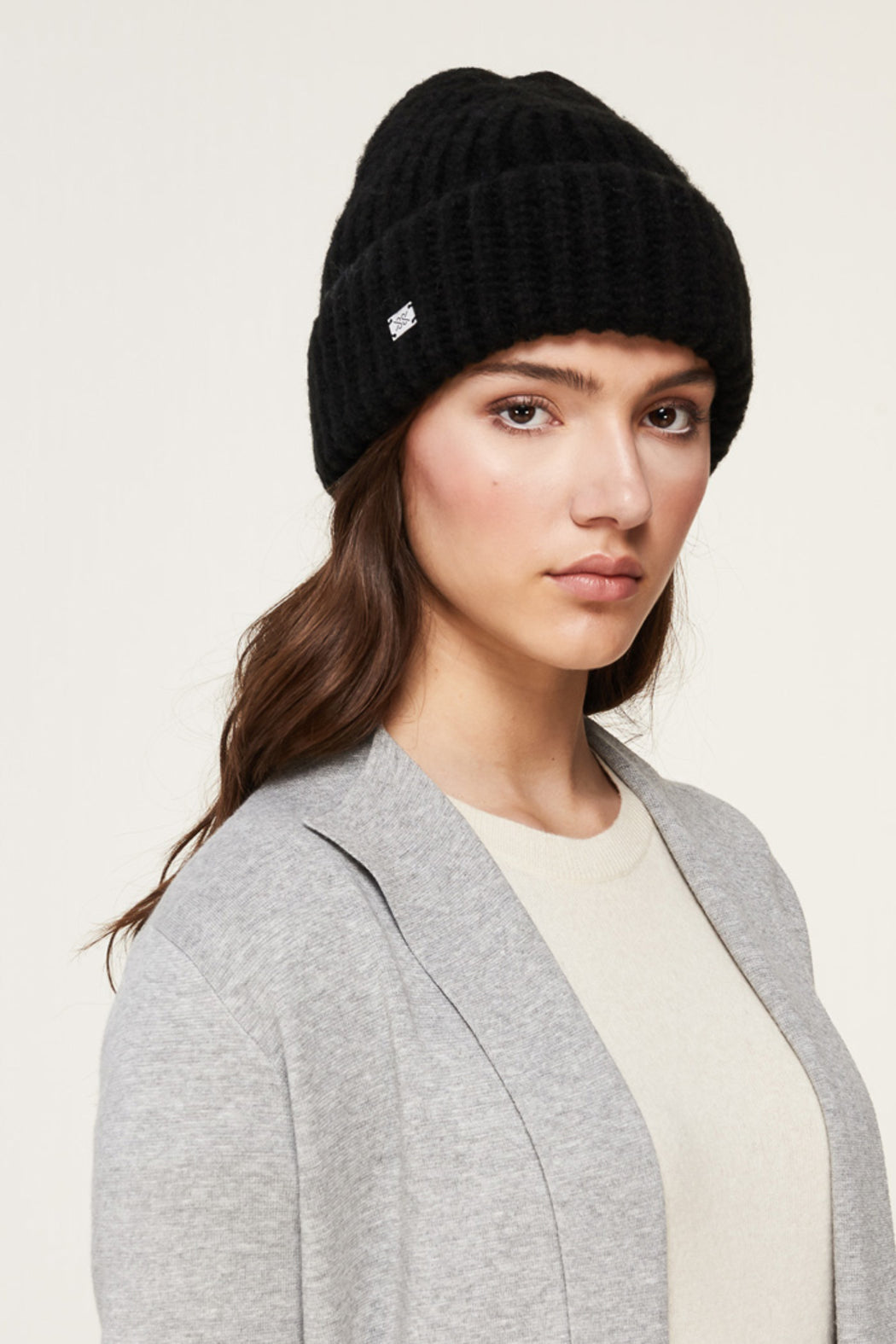 SOIA & KYO KNIT HAT