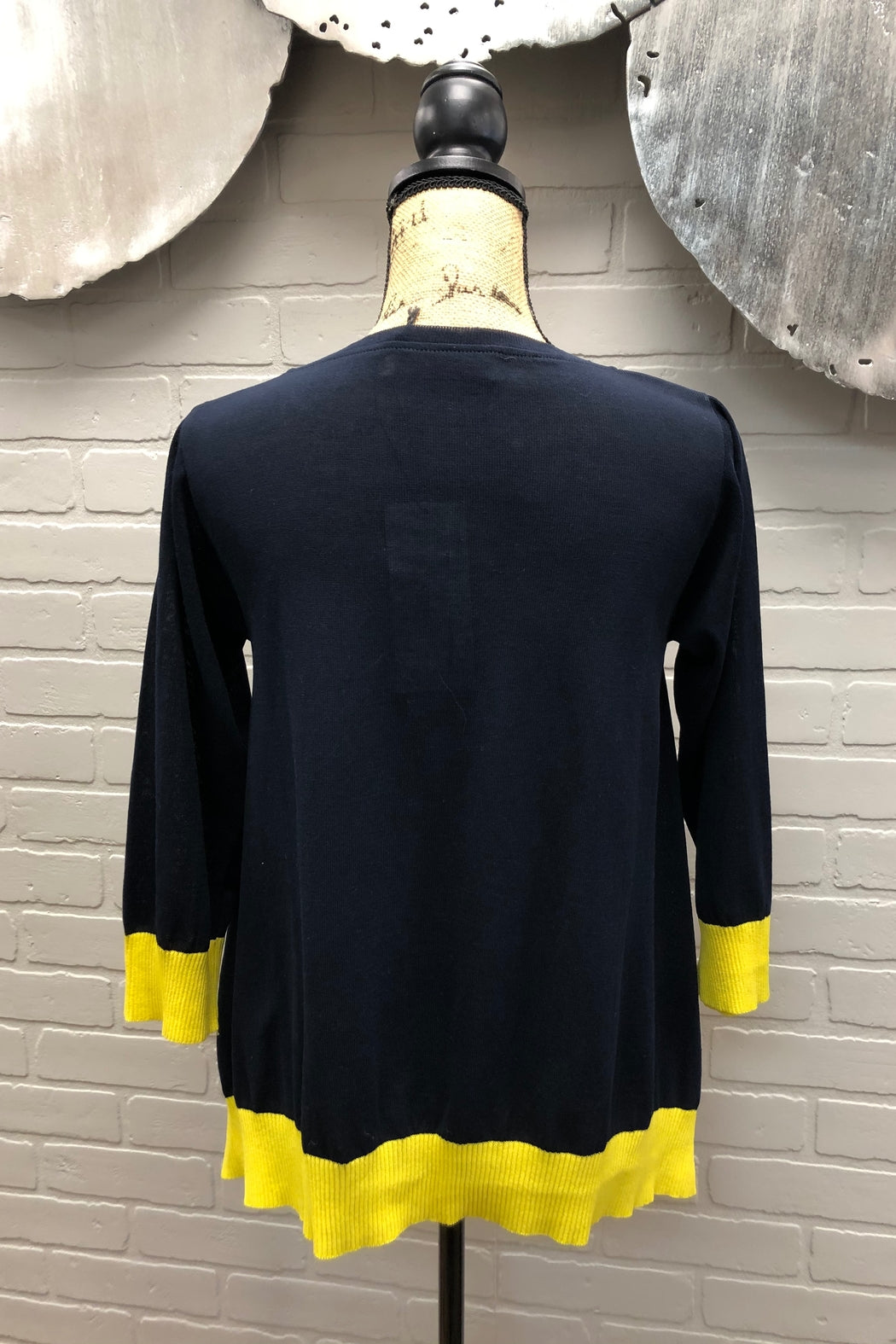 Top With Sun Trim