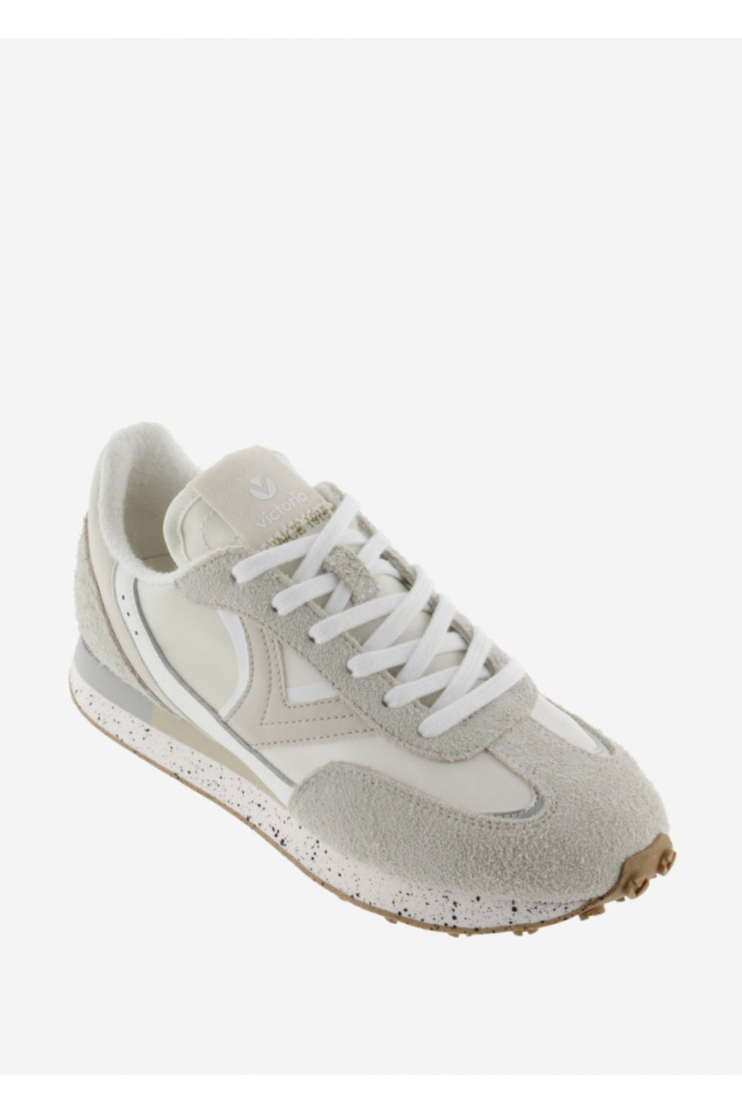 Victoria Shoes Women's Crudo