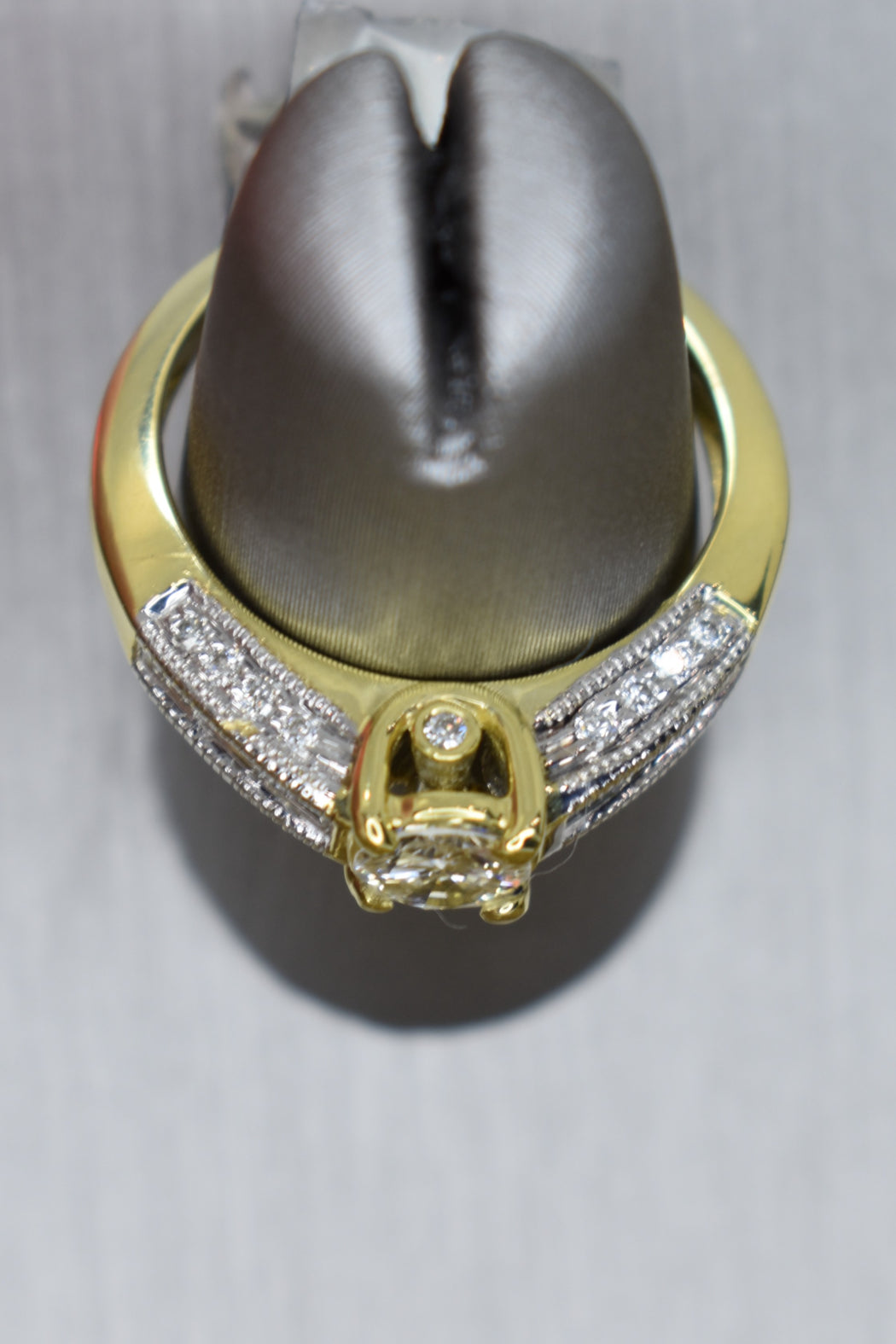 14kt Yellow Gold Diamond Ring