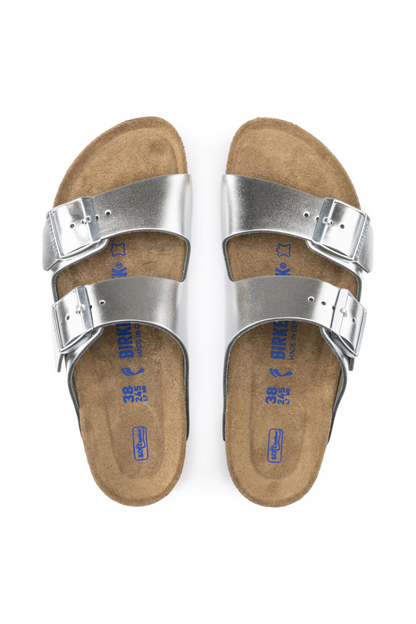 Birkenstock Arizona Soft Footbed Leather Narrow Width in Metallic Silver