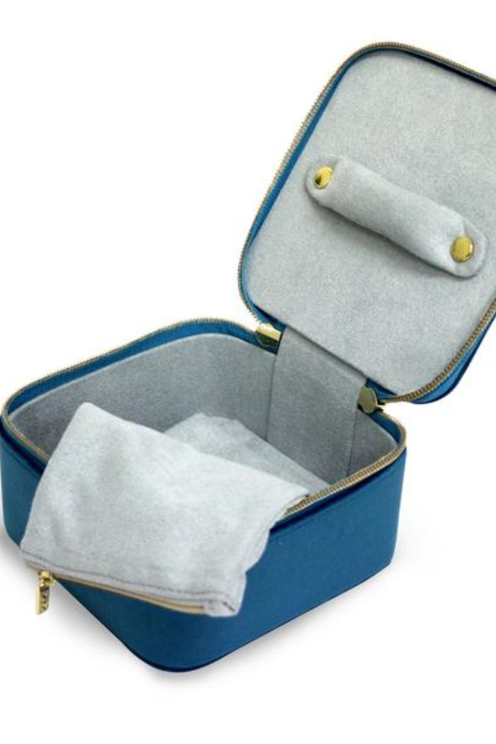 Velvet Luxe Jewelry Cube