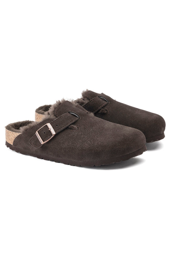 Birkenstock Boston Shearling Narrow Width in Mocca