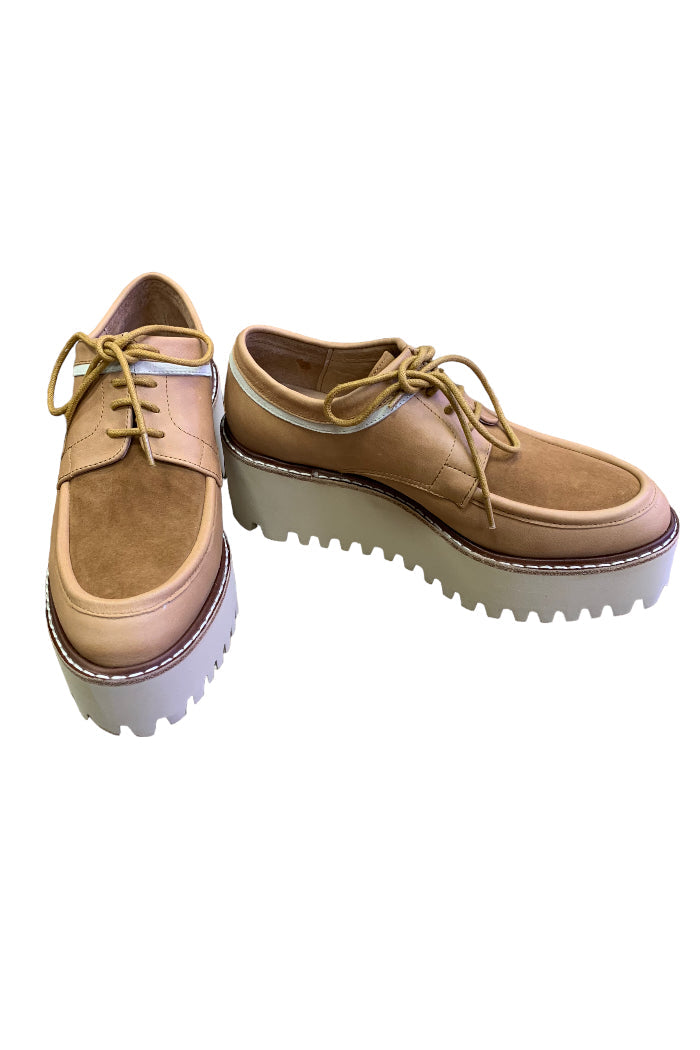 Striped flatform
