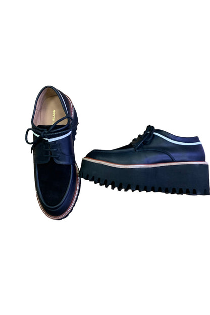 Striped flatform