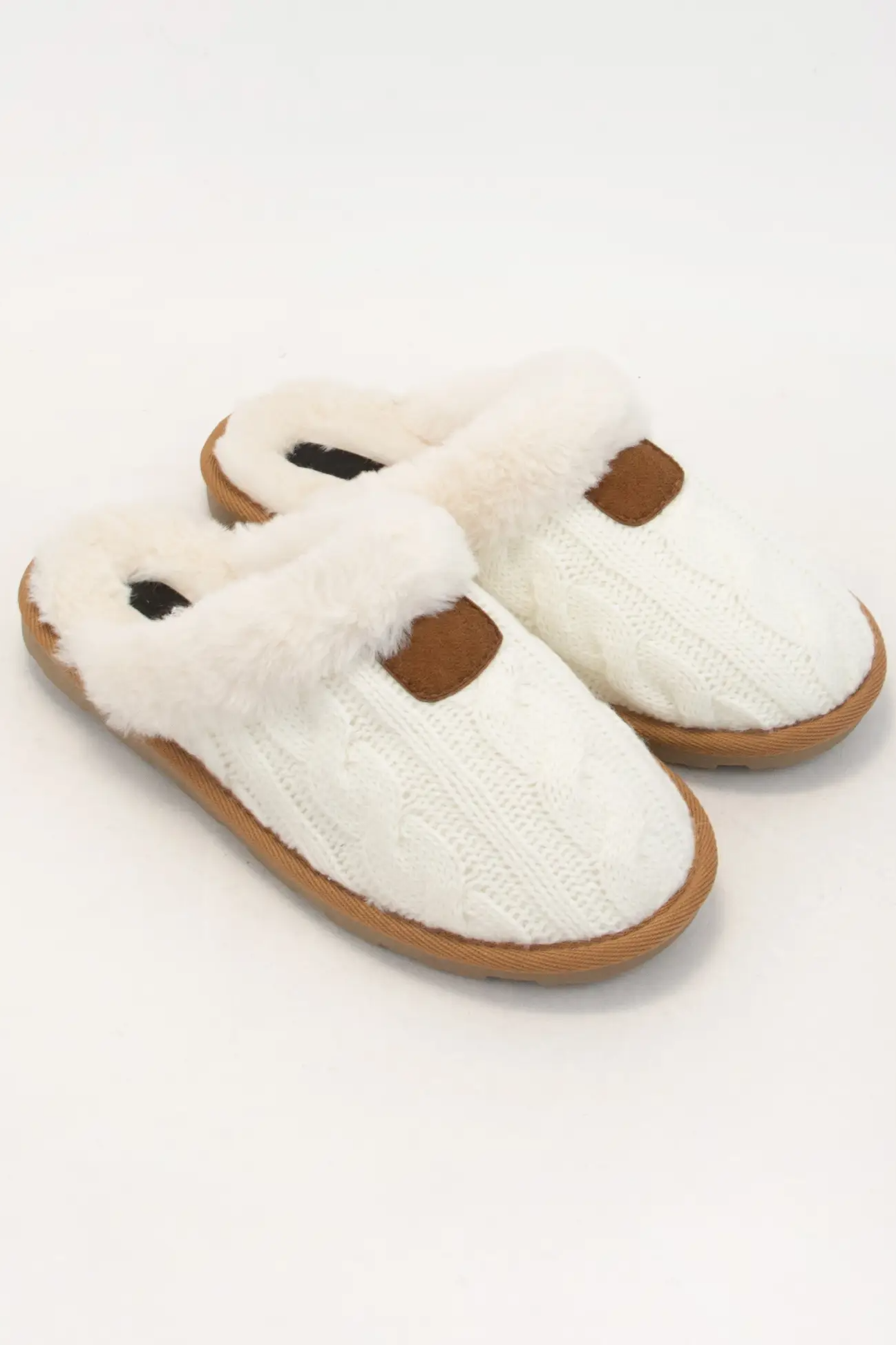 Cable Knit Cozy Fur-Lined Slipper