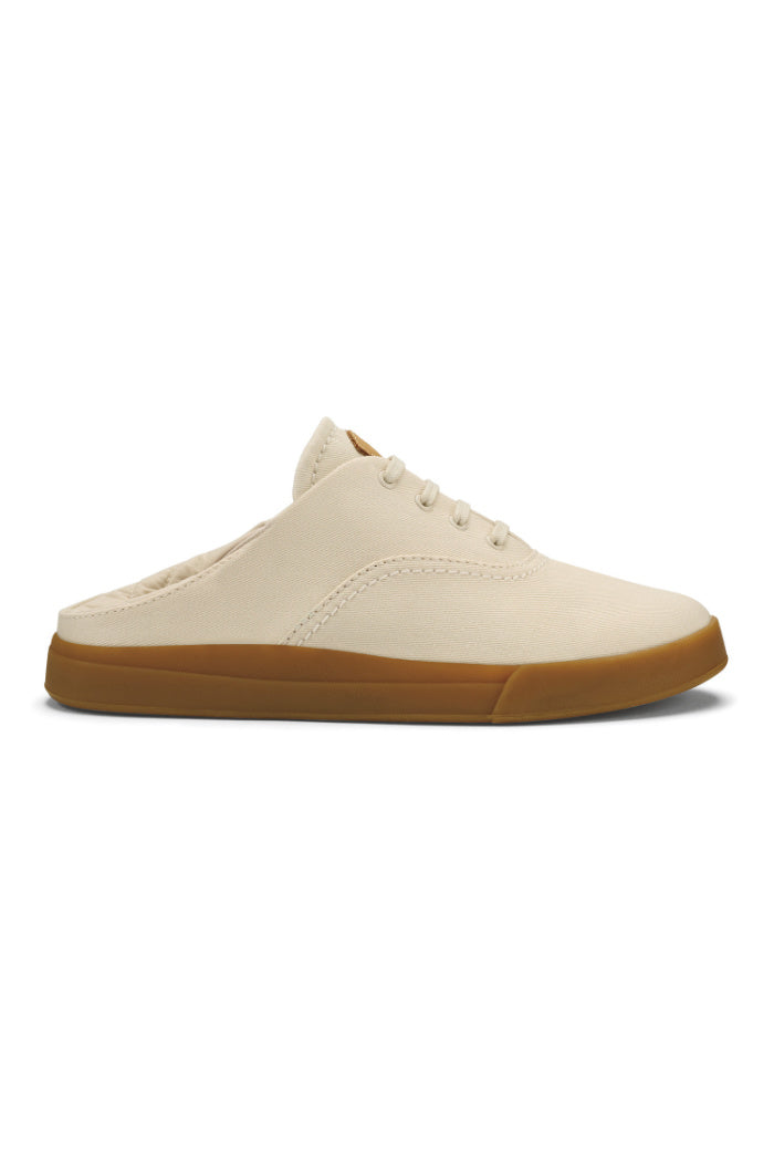Women's Kohu Canvas Sneaker