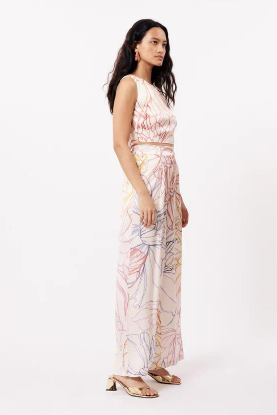 "Lola" S/L Open Back Top