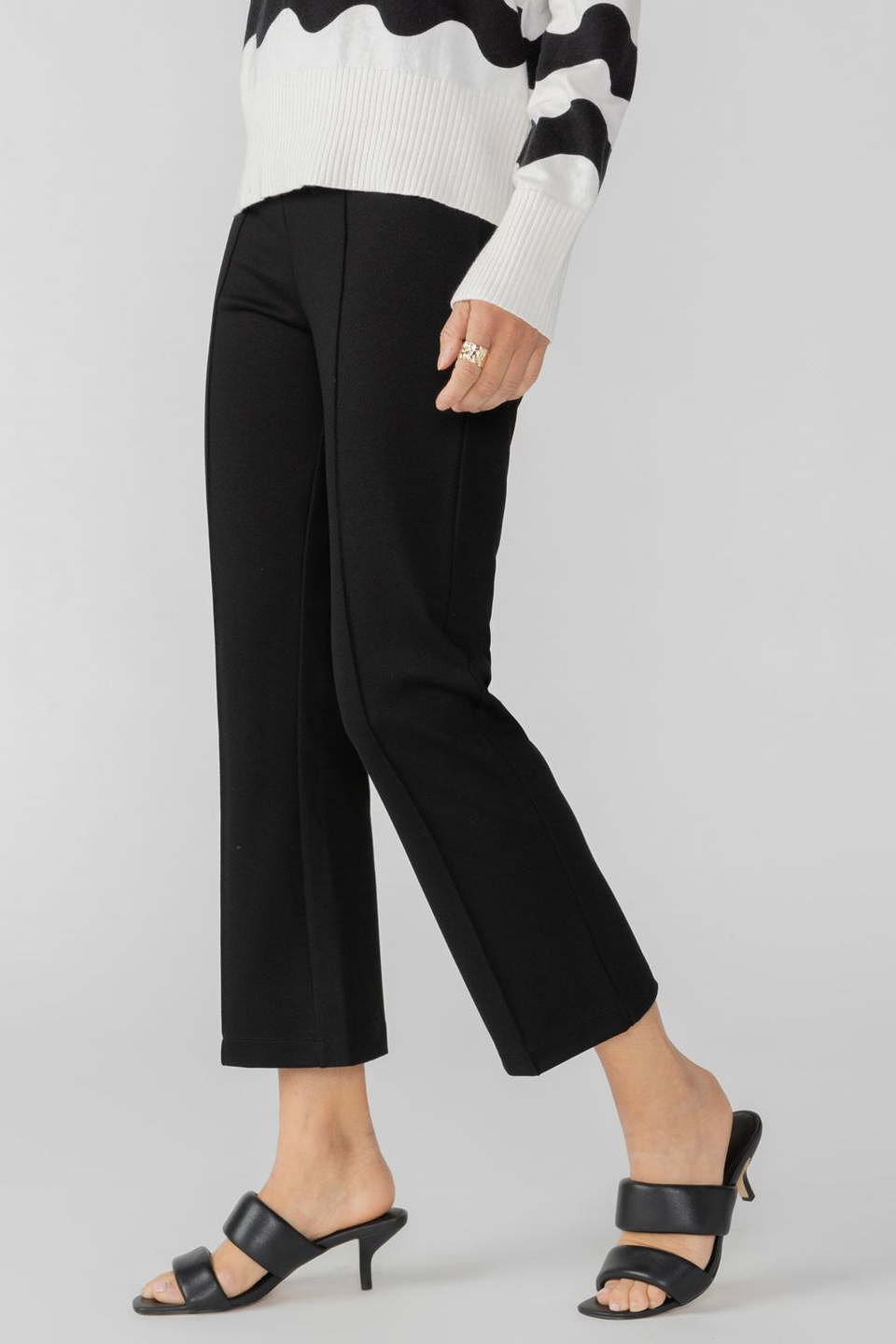 The Eastend Mod Crop High Rise Legging - Black