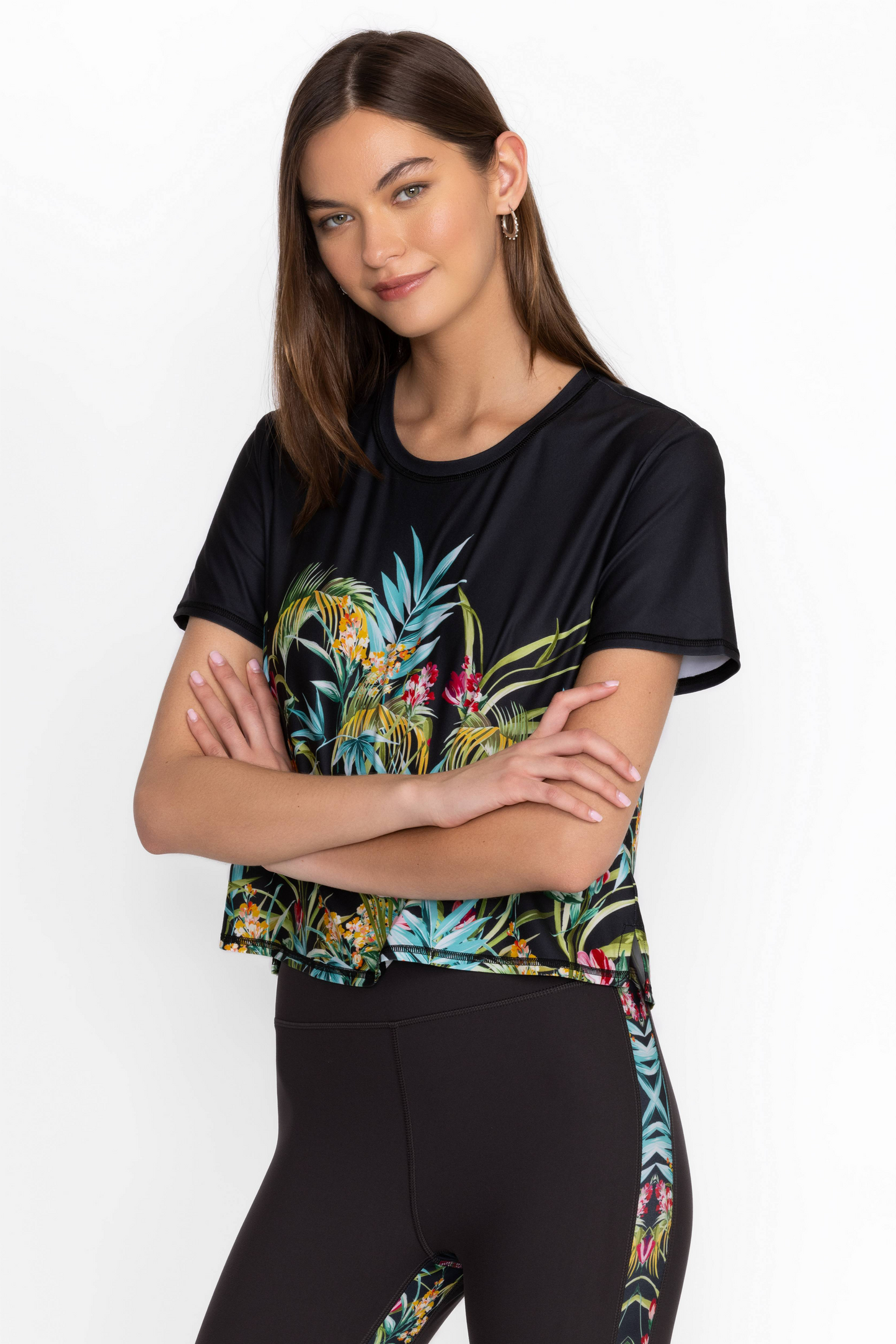 Bee Active Short Sleeve Step Hem Tee