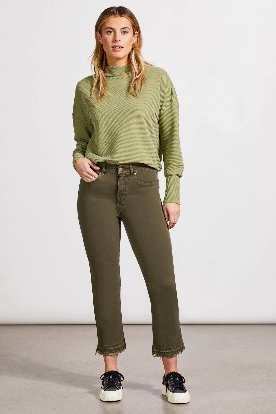 SOPHIA CURVY MICRO FLARE JEANS