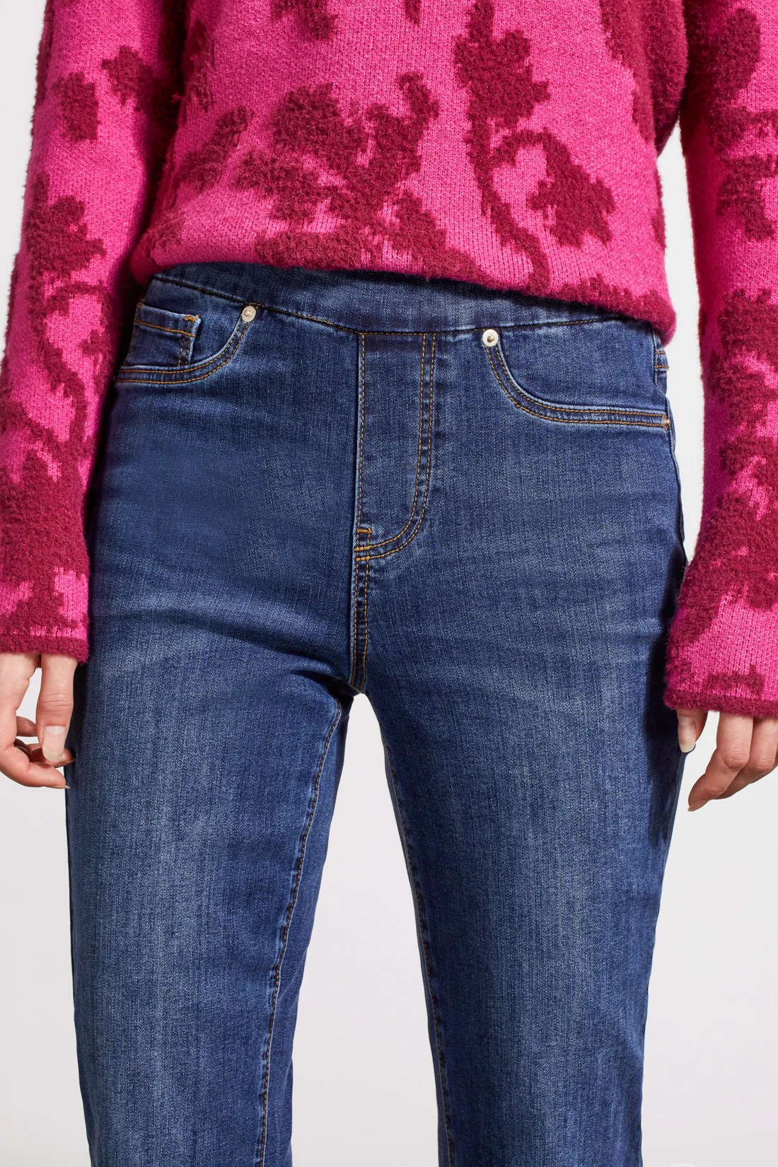 AUDREY PULL-ON STRAIGHT CROP PANT