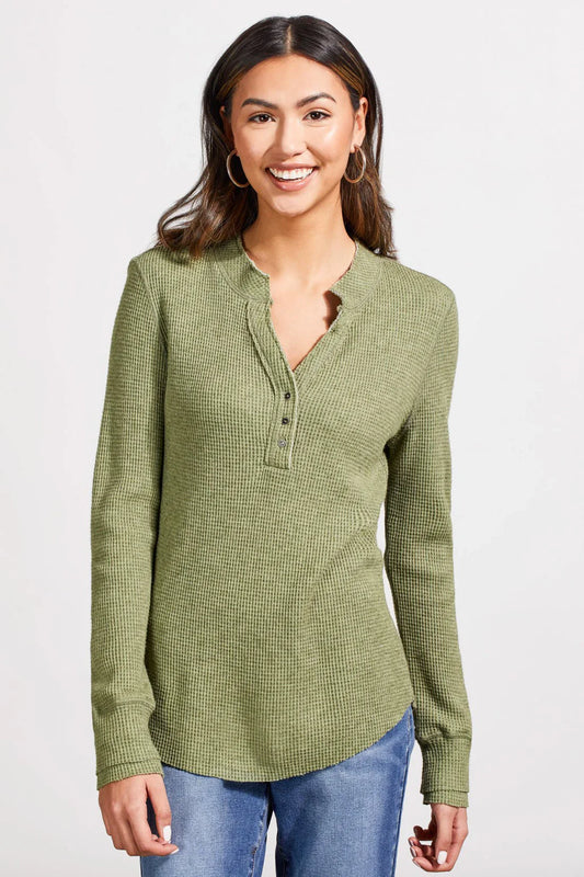 SOFT WASHED WAFFLE HENLEY TOP WITH BUTTONS