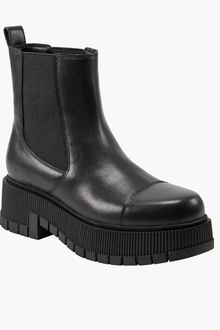 Bermuda Lug Sole Chelsea Boot