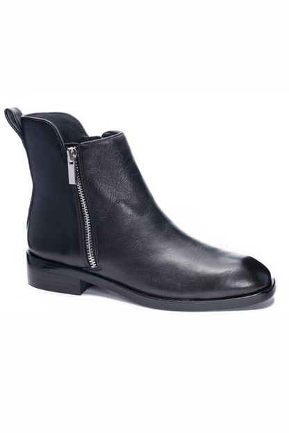Yearling Bootie