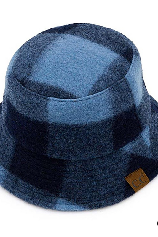 C.C Checkered Pattern Fleece Bucket Hat
