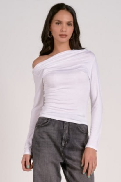 OFF SHOULDER TOP