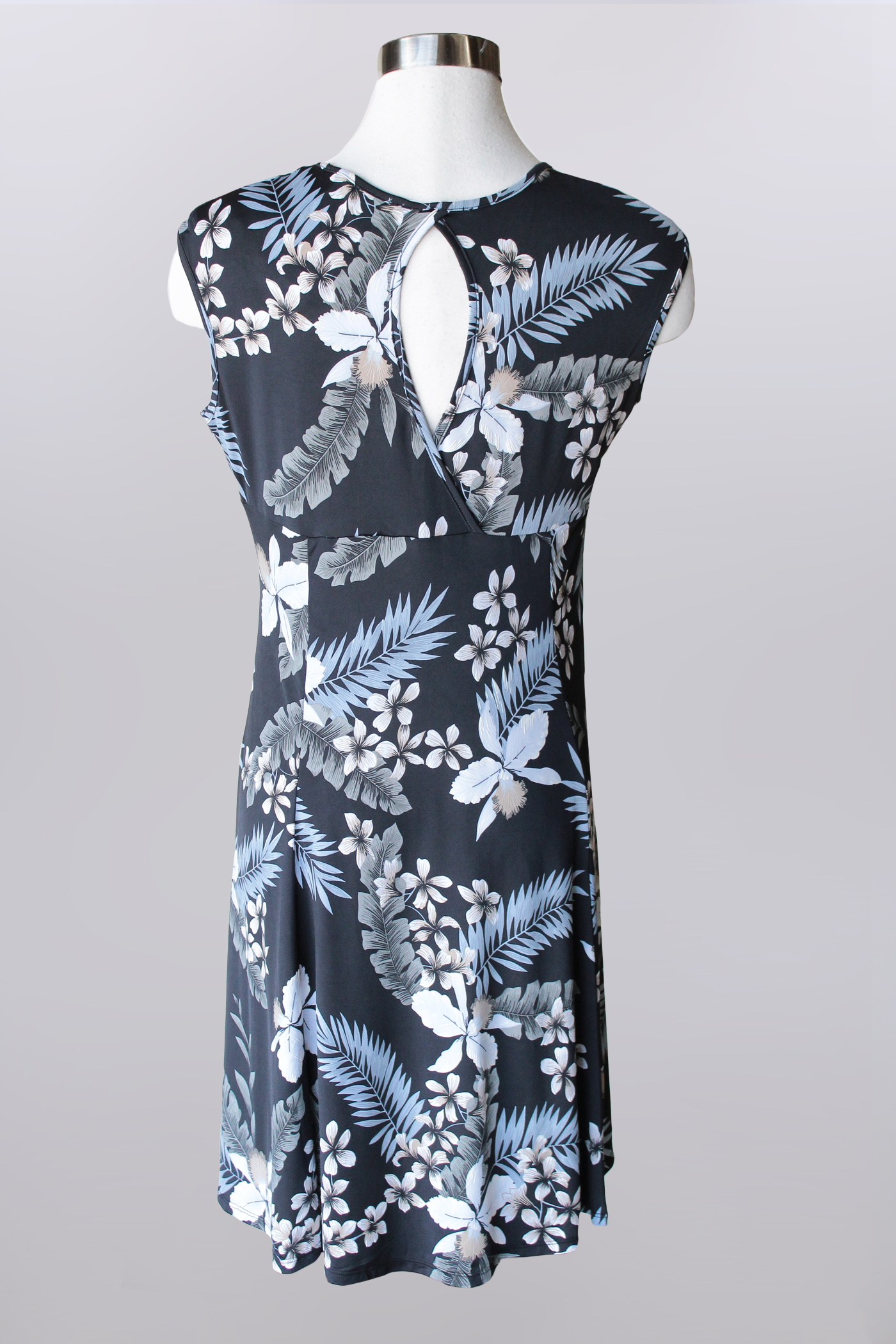 Cap sleeve floral dress with keyhole back