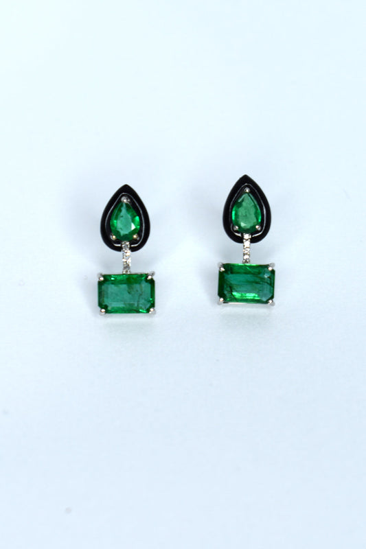 18kt W/Gold Emerald, Diamond & Onyx Earrings
