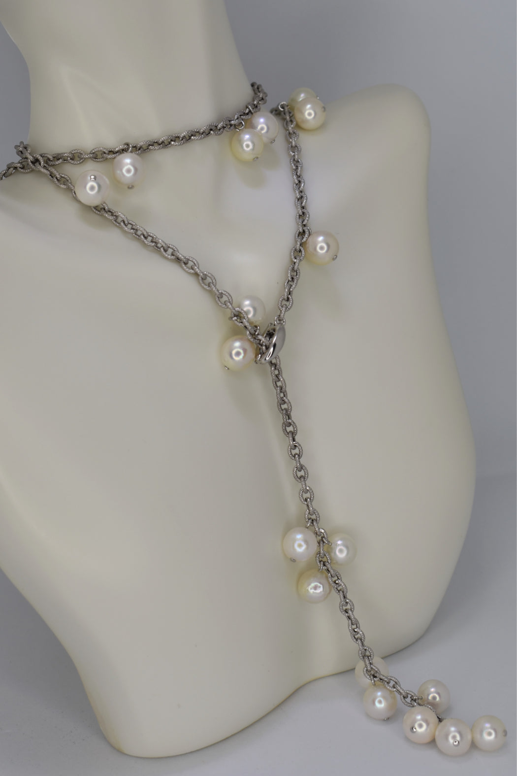18kt White Gold Pearl Lariat