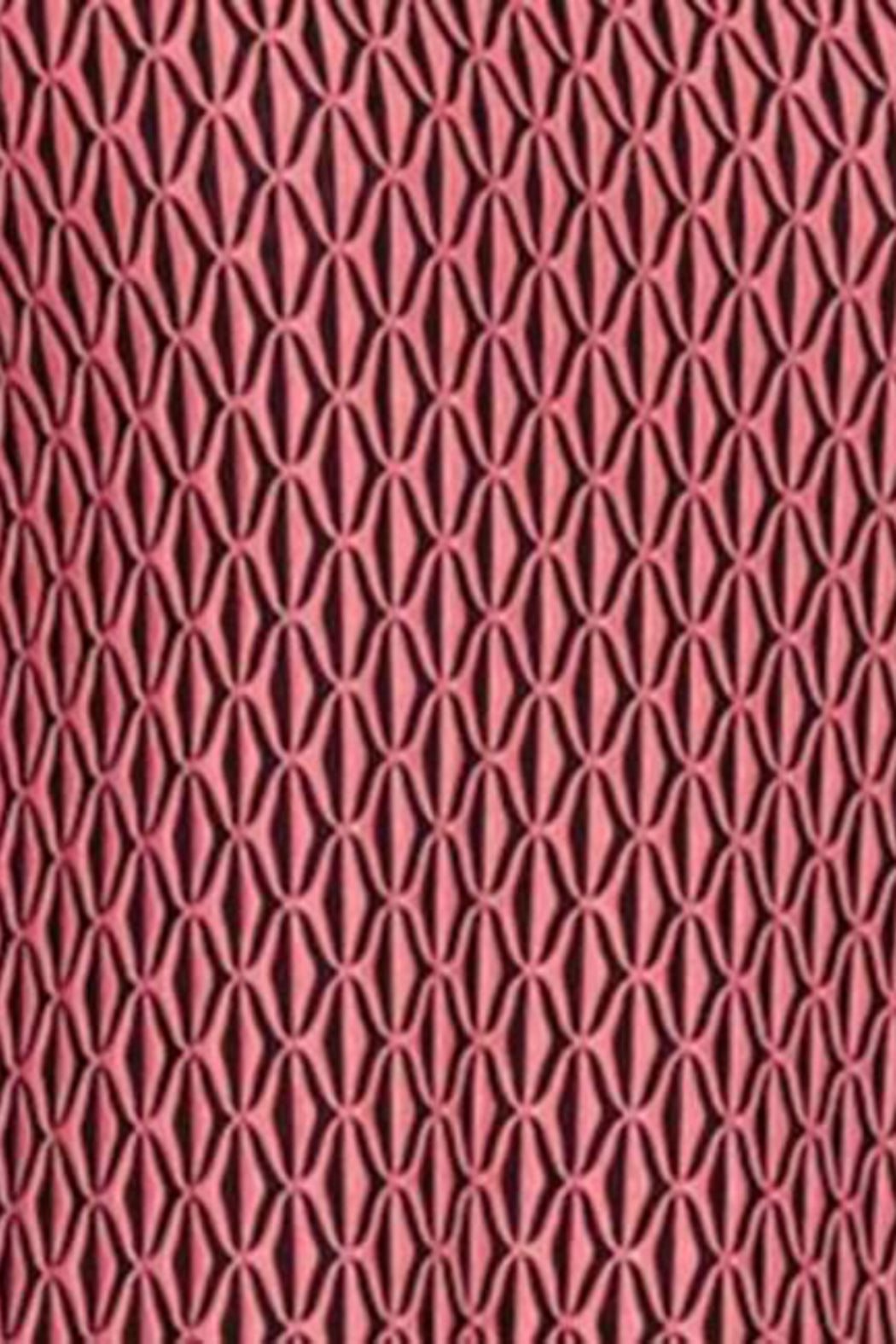 3/4 Sleeve Dezmond Novelty Top - CORAL ONLY