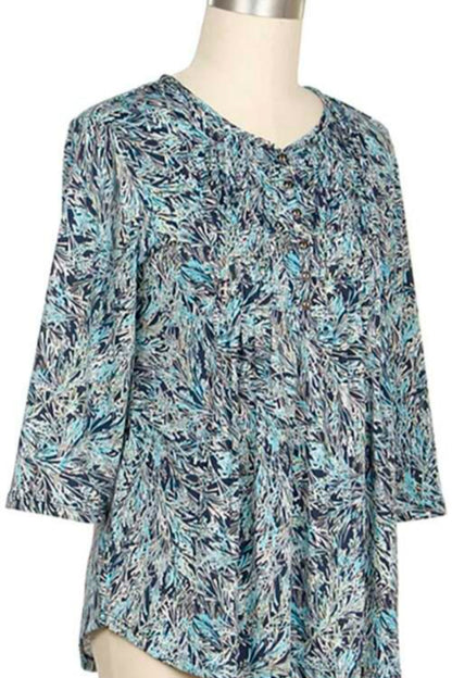 3/4 Sleeve Print Top - comes in navy only