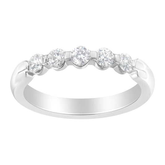 14K White Gold 1/2 Cttw Diamond 5-Stone Band Ring (H-I Clarity, Si2-I1 Color) - Size 7