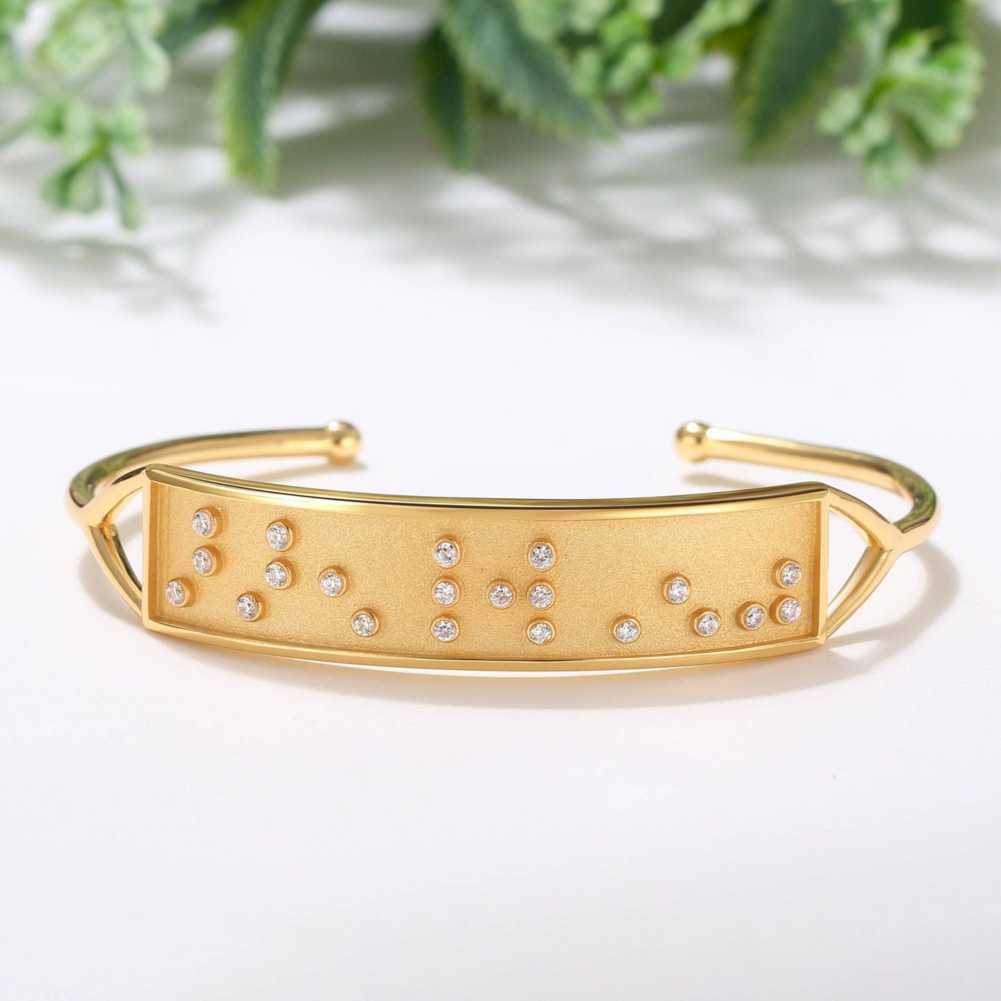 Touchstone Fearless Cuff Gold