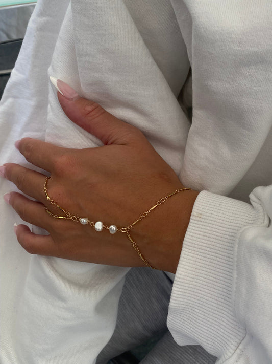 The Sydney Hand Chain